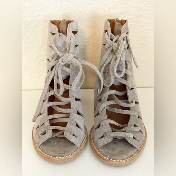 Jeffrey Campbell Corwin Suede gladiator Bootie- in stone Size 9.5 - Picture 7 of 13